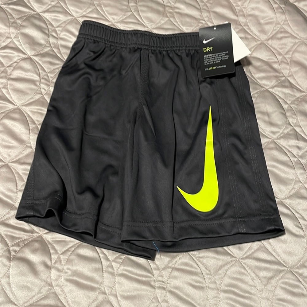 Grey nike shorts